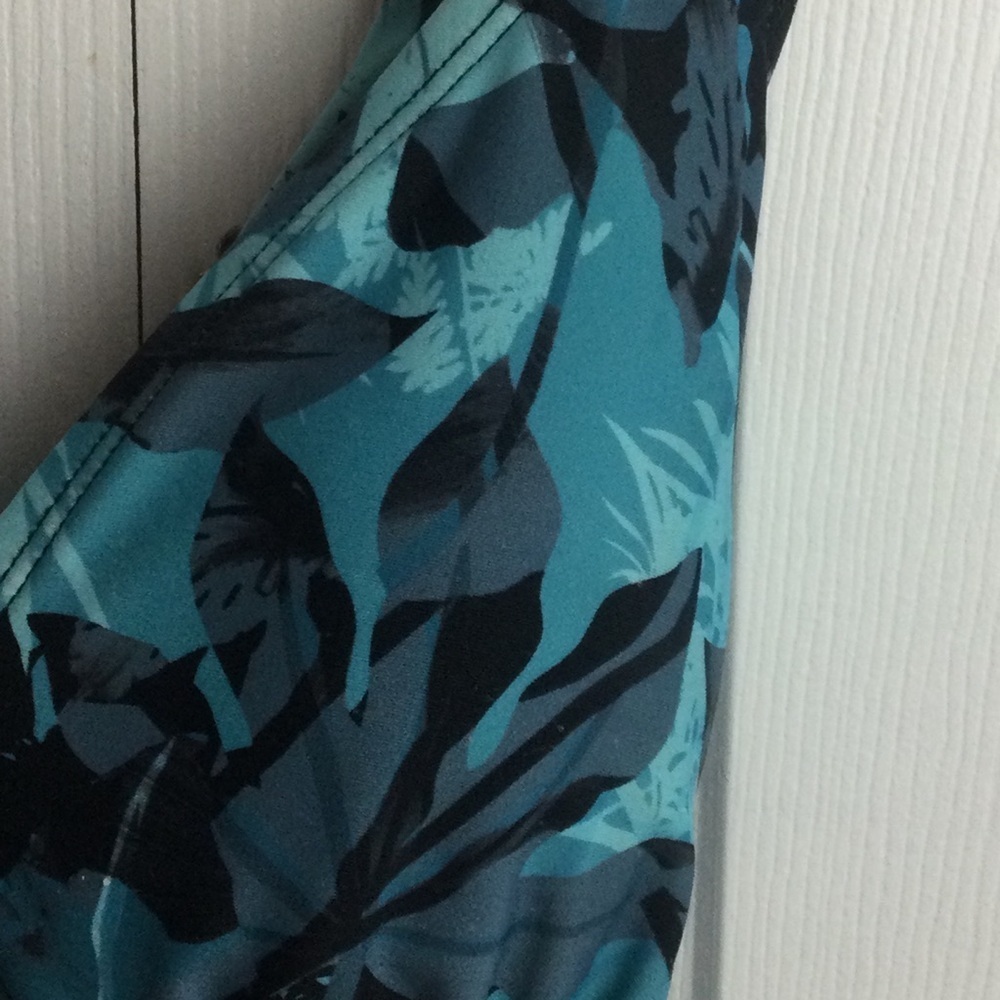Teal Floral Print Swimsuit - Picture 6 of 11